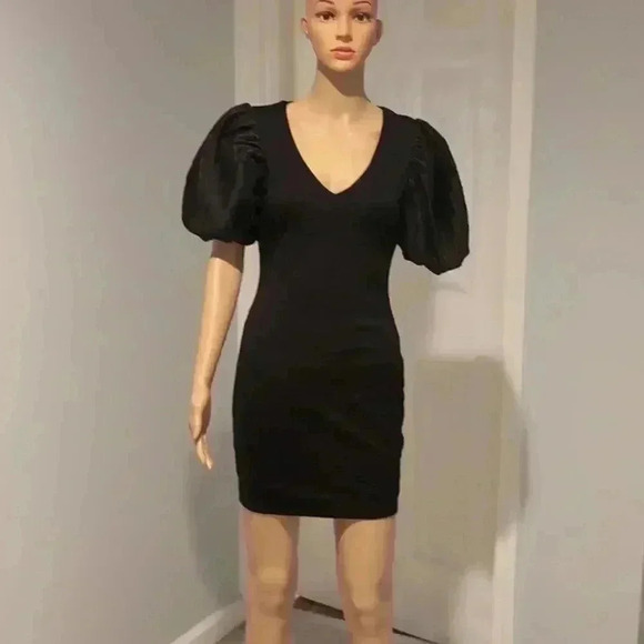 Lulu's dress - Picture 2 of 6